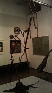 Steel kinetic sculpture "Fleeting moment" by Simon Meiklejohn in motion