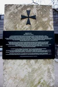 Malta Siege Memorial - the frontal description and the Cross