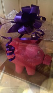 Peppa the pig? Half a kilogram of pure pink milk chocolate!