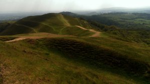 Road to Worcestershire Beacon