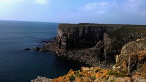The magnificient coastline looks splendid in the sun