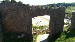 Entrance to the beach