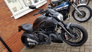 Ducati Diavel Carbon - if you prefer toned colours