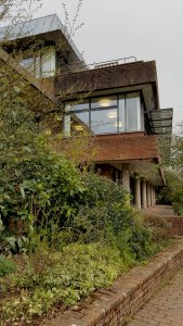 Shades and columns - beautiful details