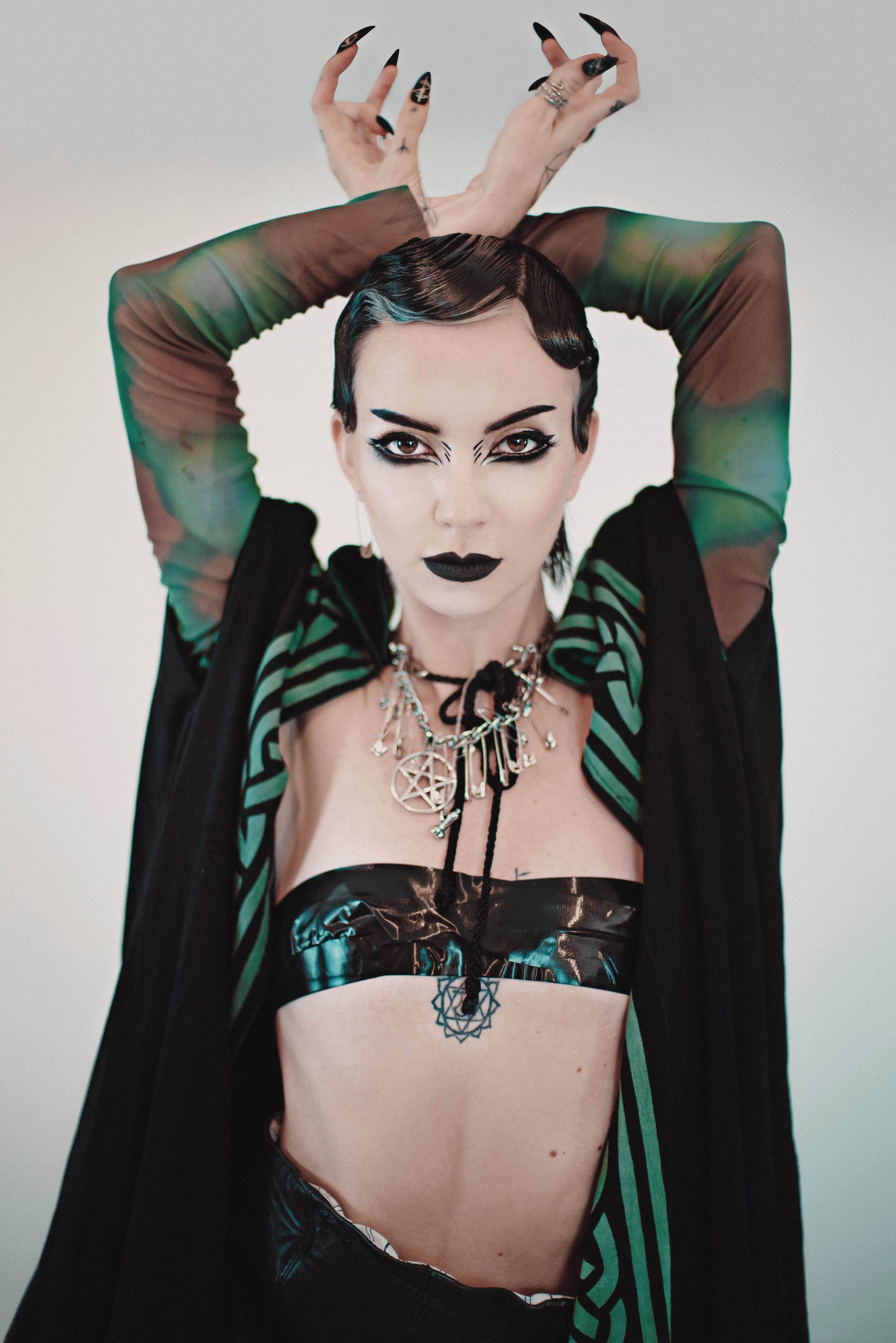 1grn_DSC9576f-scaled