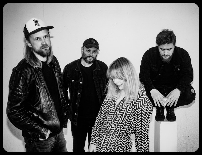 Izzy and The Black Trees_2022_2_Lukasz_Lukasiewicz